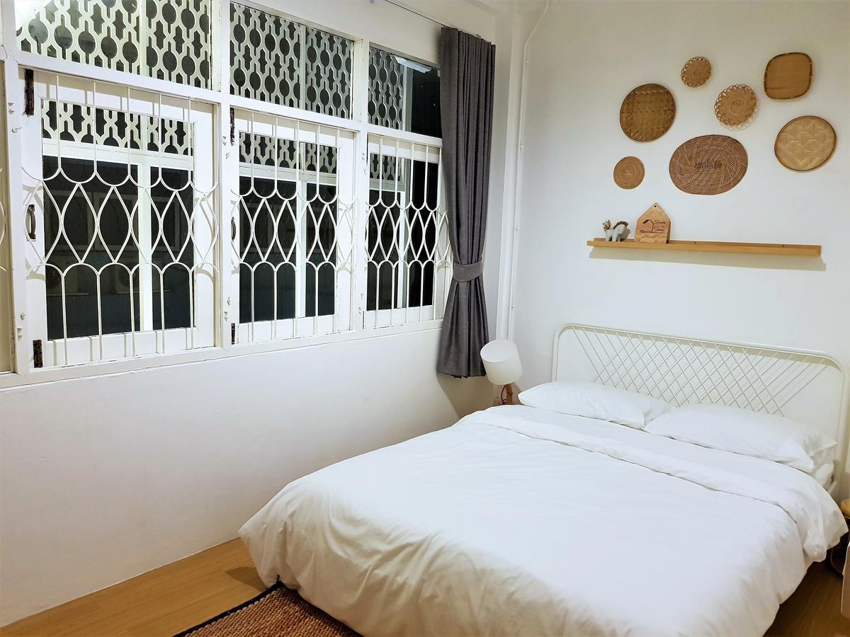Simple to Sleep Hostel Bangkok Esterno foto
